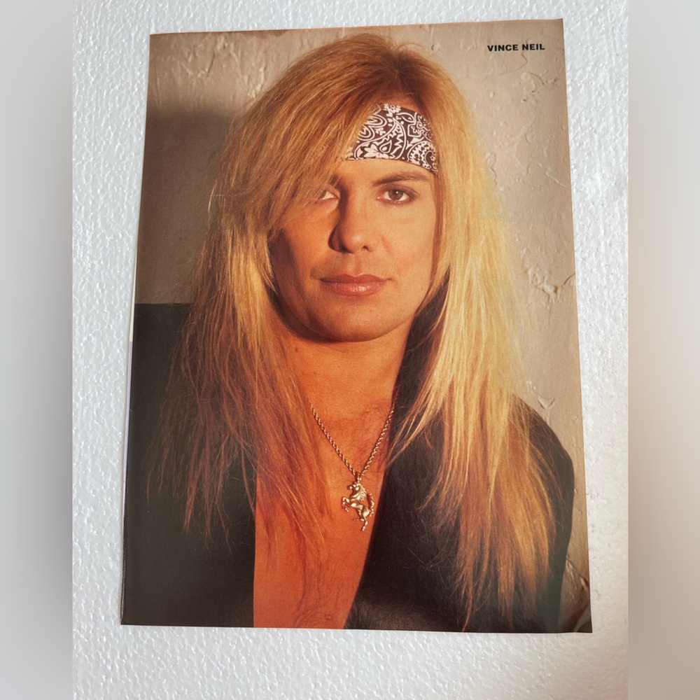 Vince Neil
Pinup